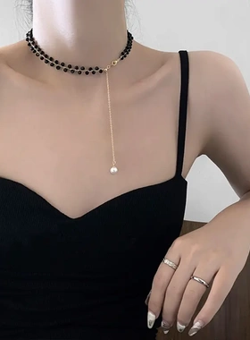 轻奢高级感黑色水晶珍珠项链女夏小众设计颈链网红气质锁骨链项饰