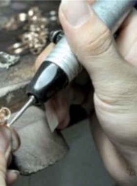 来图订做戒指吊坠耳环项链订做情侣戒指手镯制造专属的珠宝纪念品