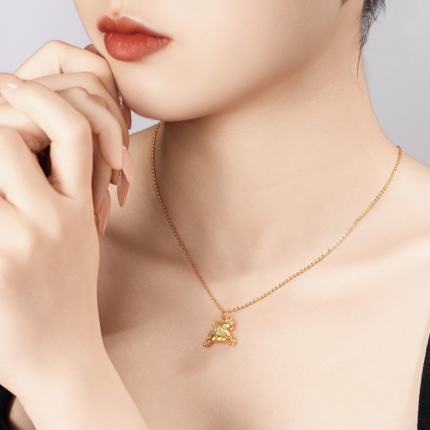 水贝黄金官方旗舰店足金999星羽飞马吊坠项链小克重金饰礼物女生,淘宝优惠券,粉丝福利购,淘宝优惠卷