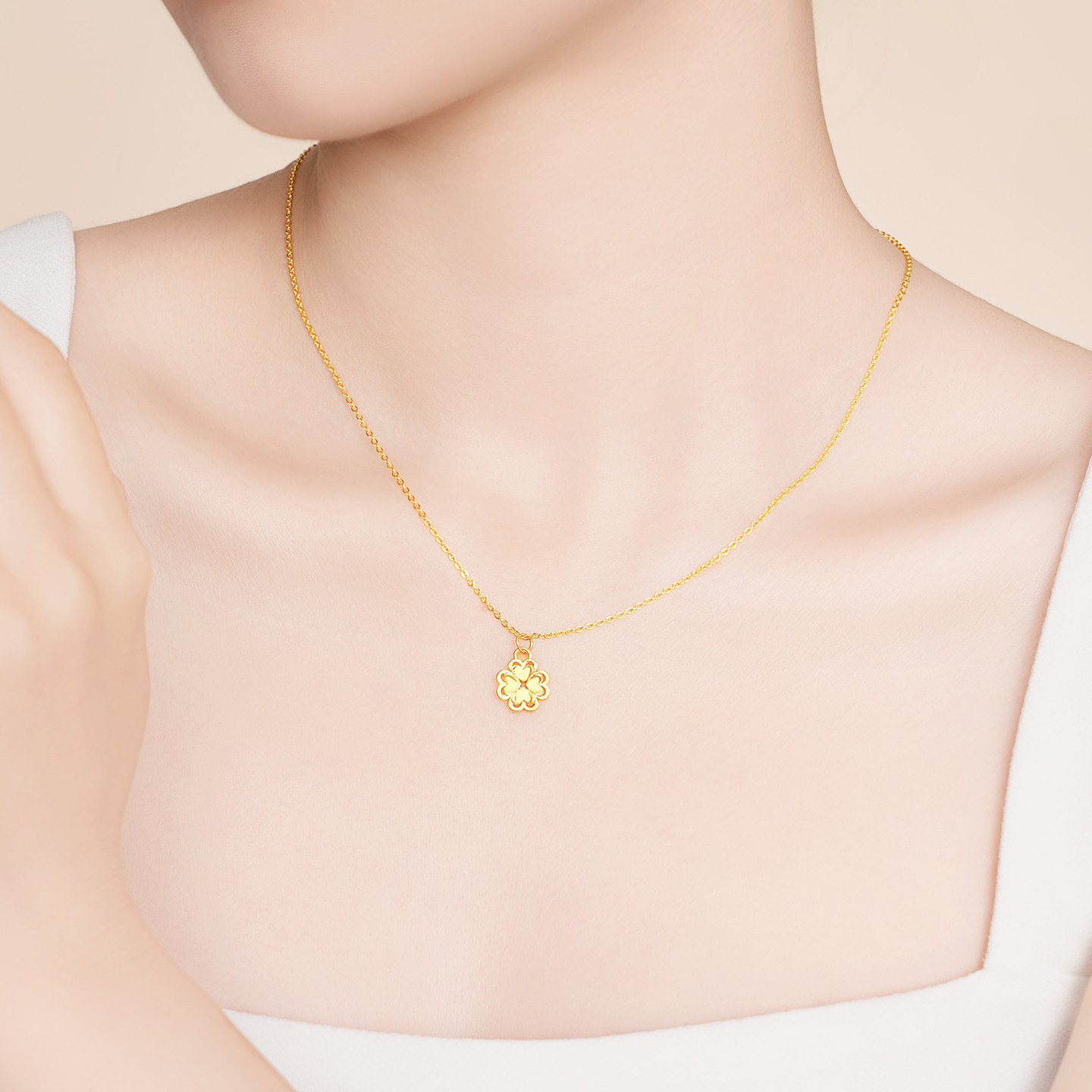 水贝黄金官方旗舰店足金999镂空爱心四叶草吊坠项链送女友礼物,淘宝优惠券,粉丝福利购,淘宝优惠卷