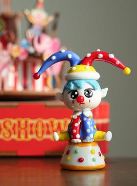 琉璃手作马戏团劈叉小丑车载桌面摆件可爱治愈公仔装饰品生日礼物
