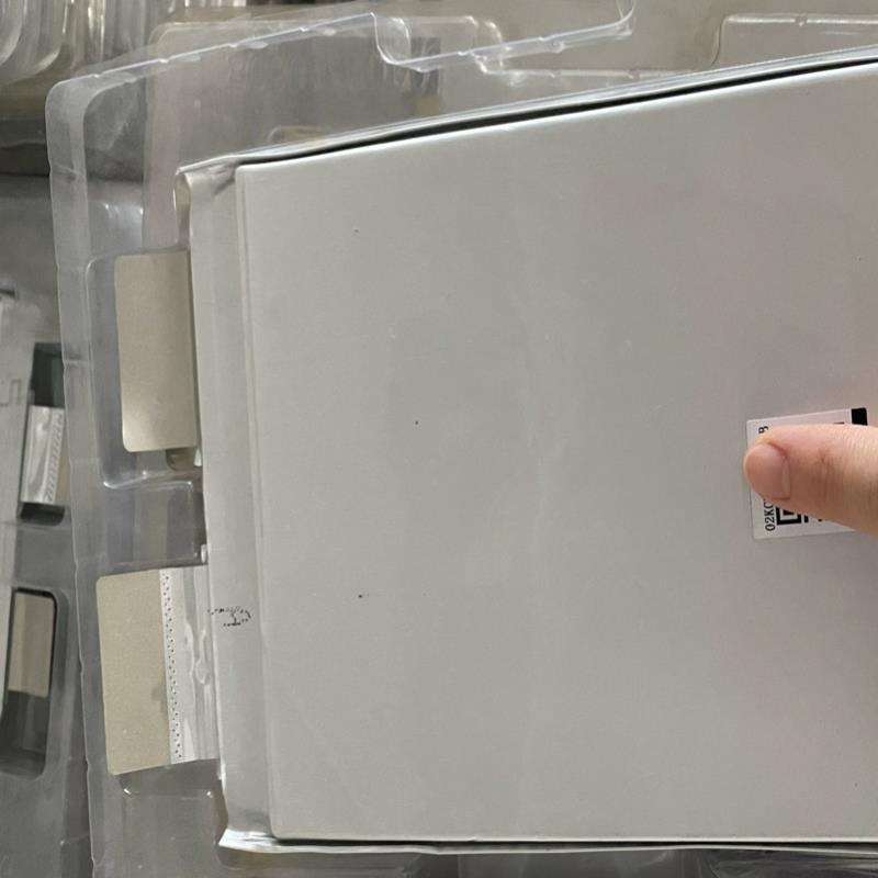 全新鹏辉3.2V20Ah25Ah30Ah软包电芯电动车电瓶磷酸铁锂电池超容 - 图1