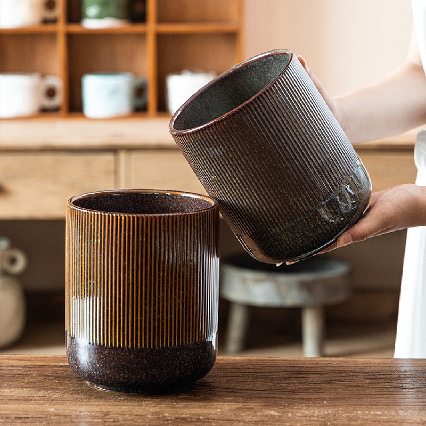 陶瓷筷子筒花瓶吉田成器白色笔筒收纳罐桶陶瓷罐子瓷器简约勺子筒,淘宝优惠券,粉丝福利购,淘宝优惠卷