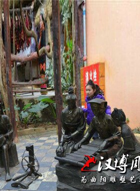 玻璃钢仿铜古代人物雕塑景观铸铜黄道婆人物纺织文化鼻祖人物定制