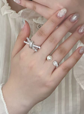 JOOMiLiM茱蜜商场同款花托珍珠戒指开口女时尚轻奢小众简约可调节