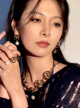 JOOMILIM茱蜜商场同款珂贝戒指小众设计高级感仿珍珠双指戒男女