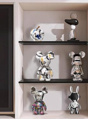 网红高端kaws时尚桌面摆件小兔子环保树脂酒柜卧室办公室时尚装饰