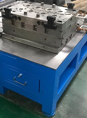 铸铁工作台钢板台模具装配桌钳工台重型飞模台虎钳维修修理划线桌