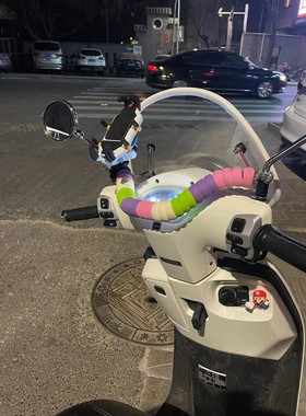 摩托车马里奥装饰公仔车尾挂件贴装饰公仔个性玩偶骑车电动车改装