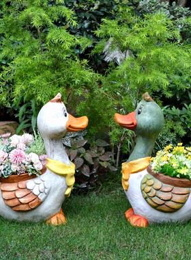 卡通鸭子户外动物花盆别墅园林花园庭院布置幼儿园装饰创意摆件