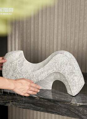 意式极简高级感小众艺术摆件轻奢客厅办公室书房书柜电视柜装饰品