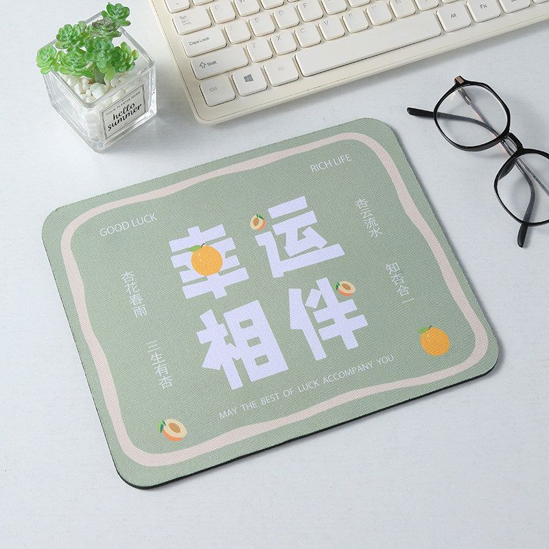 鼠标垫可爱小熊小号圆形办公桌垫便携女生笔记本键盘垫定制滑鼠垫