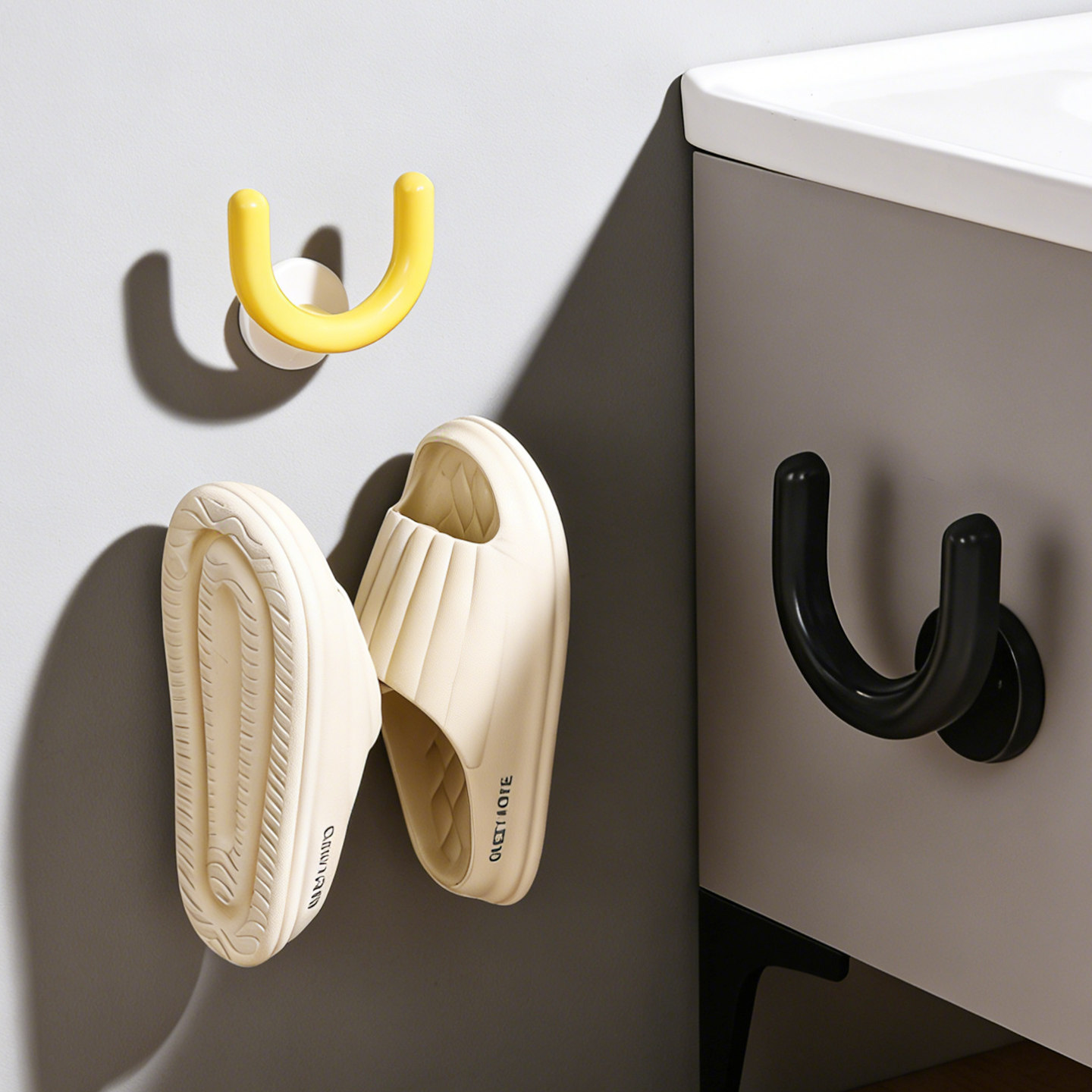 浴室拖鞋架吸盘式免打孔卫生间家用壁挂式沥水架挂钩鞋子收纳神器,淘宝优惠券,粉丝福利购,淘宝优惠卷