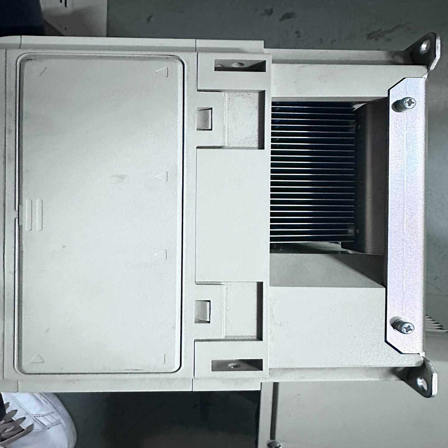 安川G7变频器CIMR-G7A25P5 5.5KW 220V~议价 - 图1