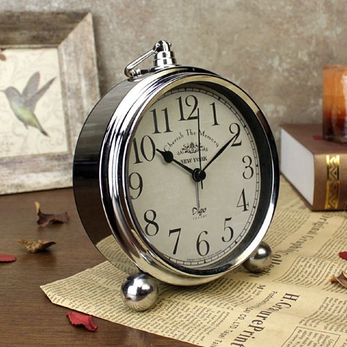 金属欧式复古闹钟厂家批发创意时尚桌面静音台钟新款座钟工厂 - 图1