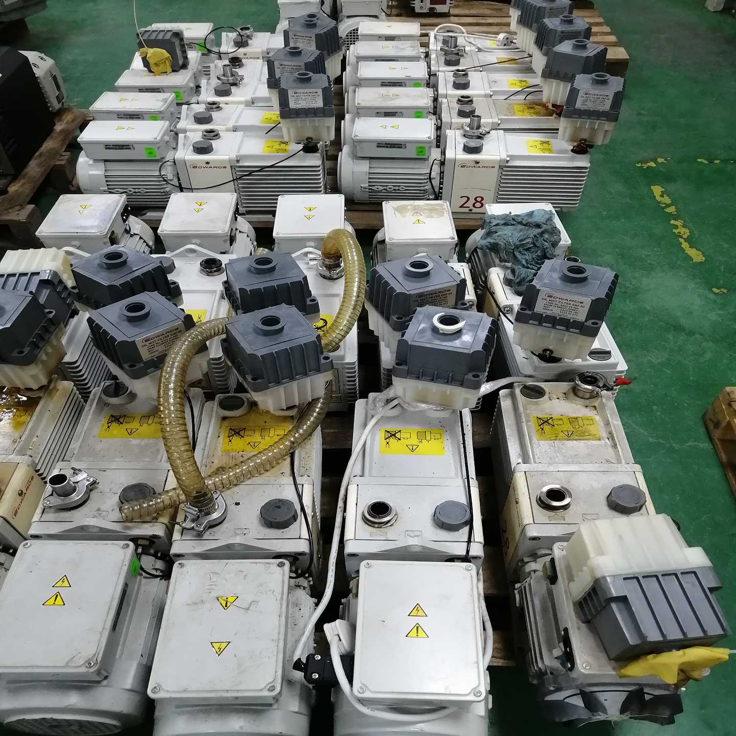 爱德华E2M28真空泵出售,功能包好,单相220V电压的,需--议价商 - 图2
