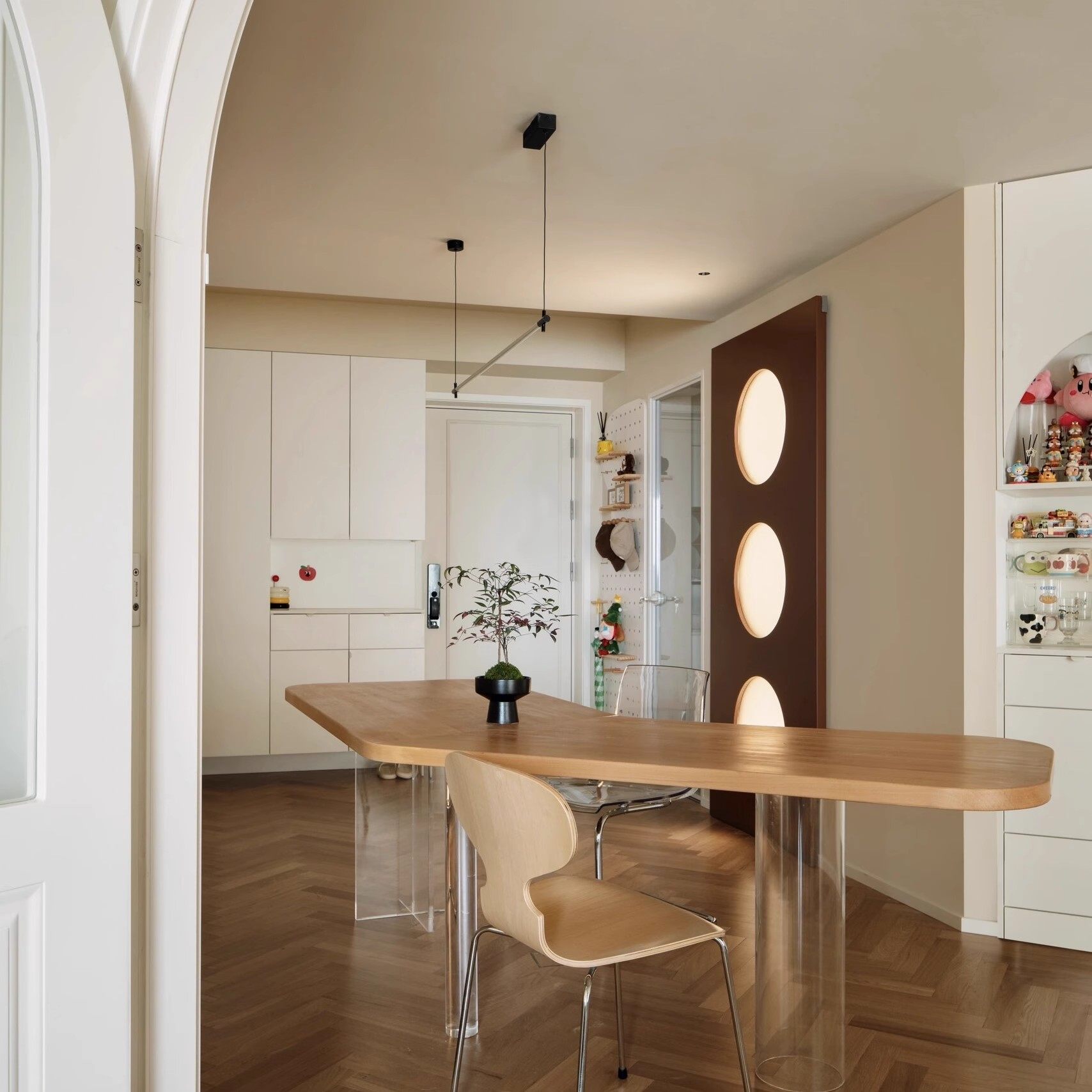 幽灵门中古风洞洞门移门吊轨隐形门定制隐形谷仓门无轨道悬浮门,淘宝优惠券,粉丝福利购,淘宝优惠卷