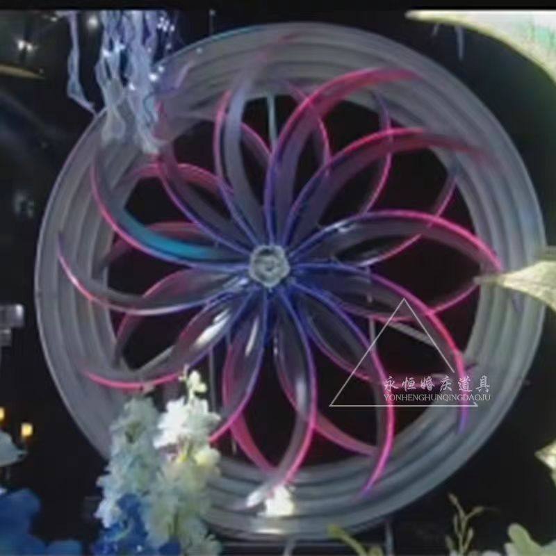 新款婚庆道具铁艺发光旋转背景风车摆件酒店婚礼堂装饰道具电动遥,淘宝优惠券,粉丝福利购,淘宝优惠卷