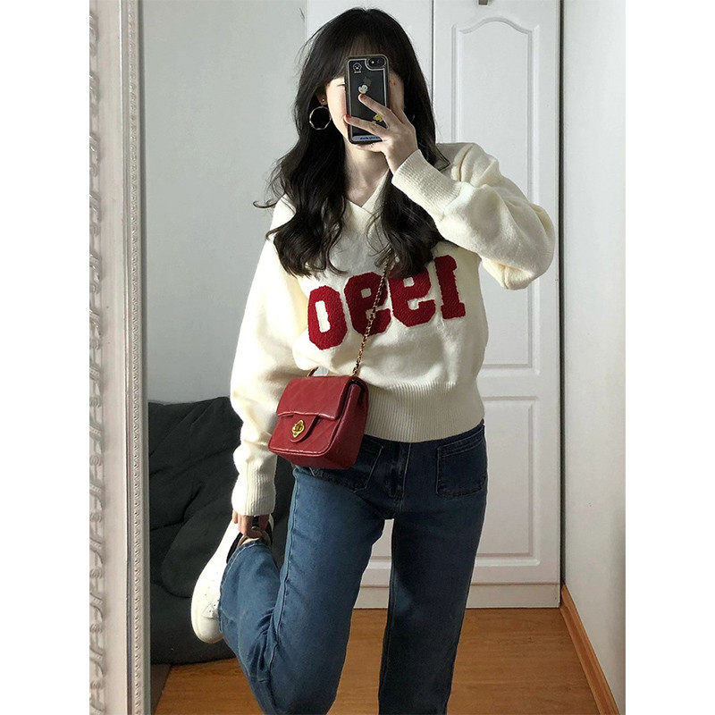 美式小众正肩V领衫女2024春装校园风软糯毛衣短款潮,淘宝优惠券,粉丝福利购,淘宝优惠卷