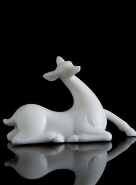 德化陶瓷摆件灵芝鹿中式装饰 家居客厅办公室酒柜休闲厅摆设 创意