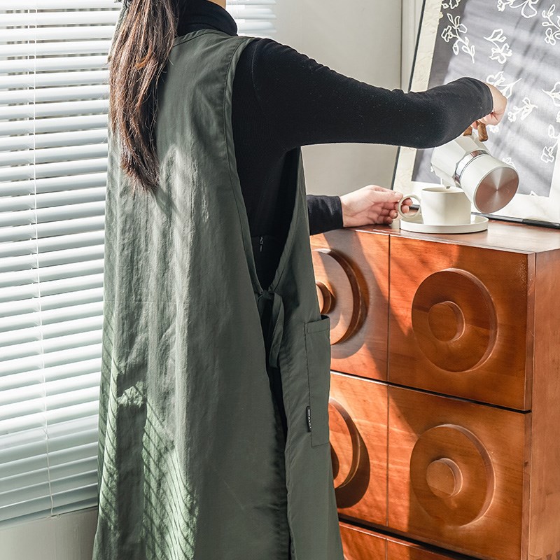 日系漂亮的厨房围裙马甲式防泼水家用长款咖啡店工作服画画长围兜 - 图1