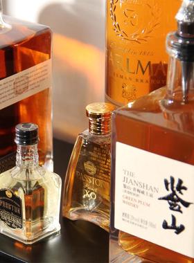 国外葡萄房酒红酒装饰道具DIE酒葡萄酒样板餐厅柜酒瓶饰K品酒吧tv