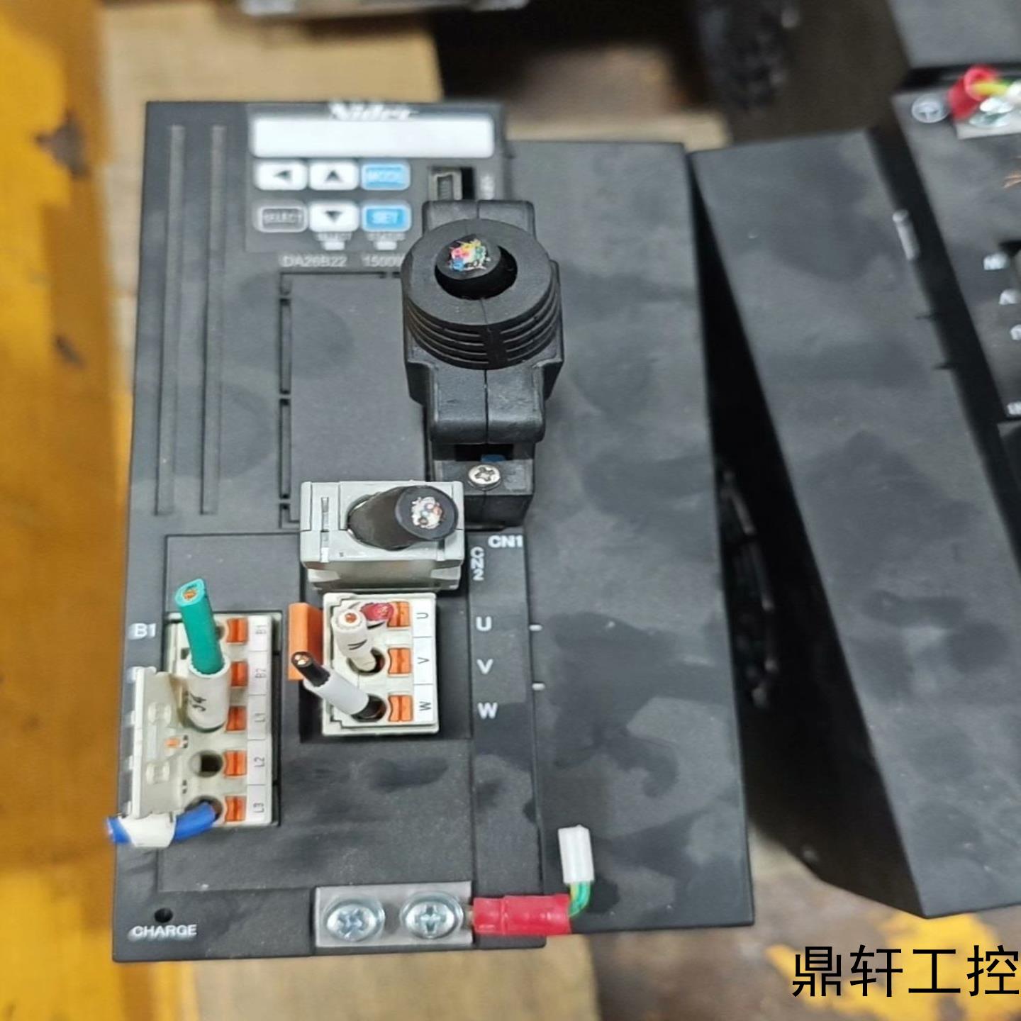 Nidec，三协伺服驱动器DA26B22+电机MM152N2--议价商品 - 图1