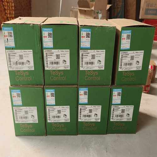 施耐德LC1D95Q7C，25年新款14台打包包邮--议价商品 - 图1