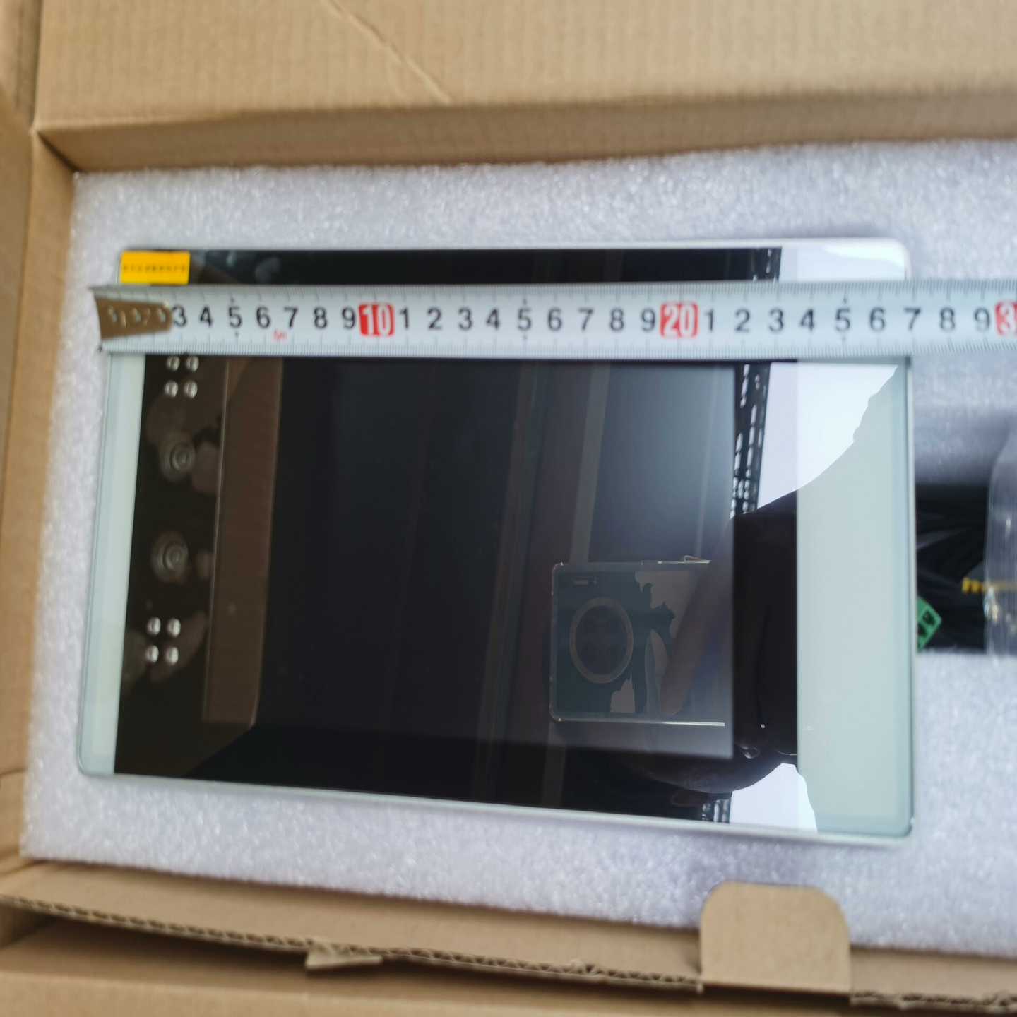 Dynamic face recognition terminal model HG02-G face recognition attendance access control gate, inquiry available