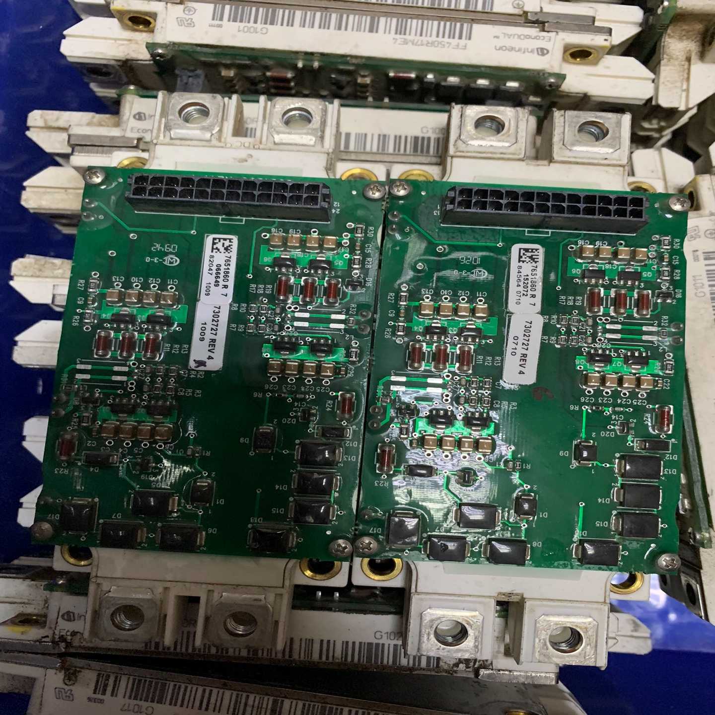 FF450R17ME4超导PM3000用用联系我适用 - 图1