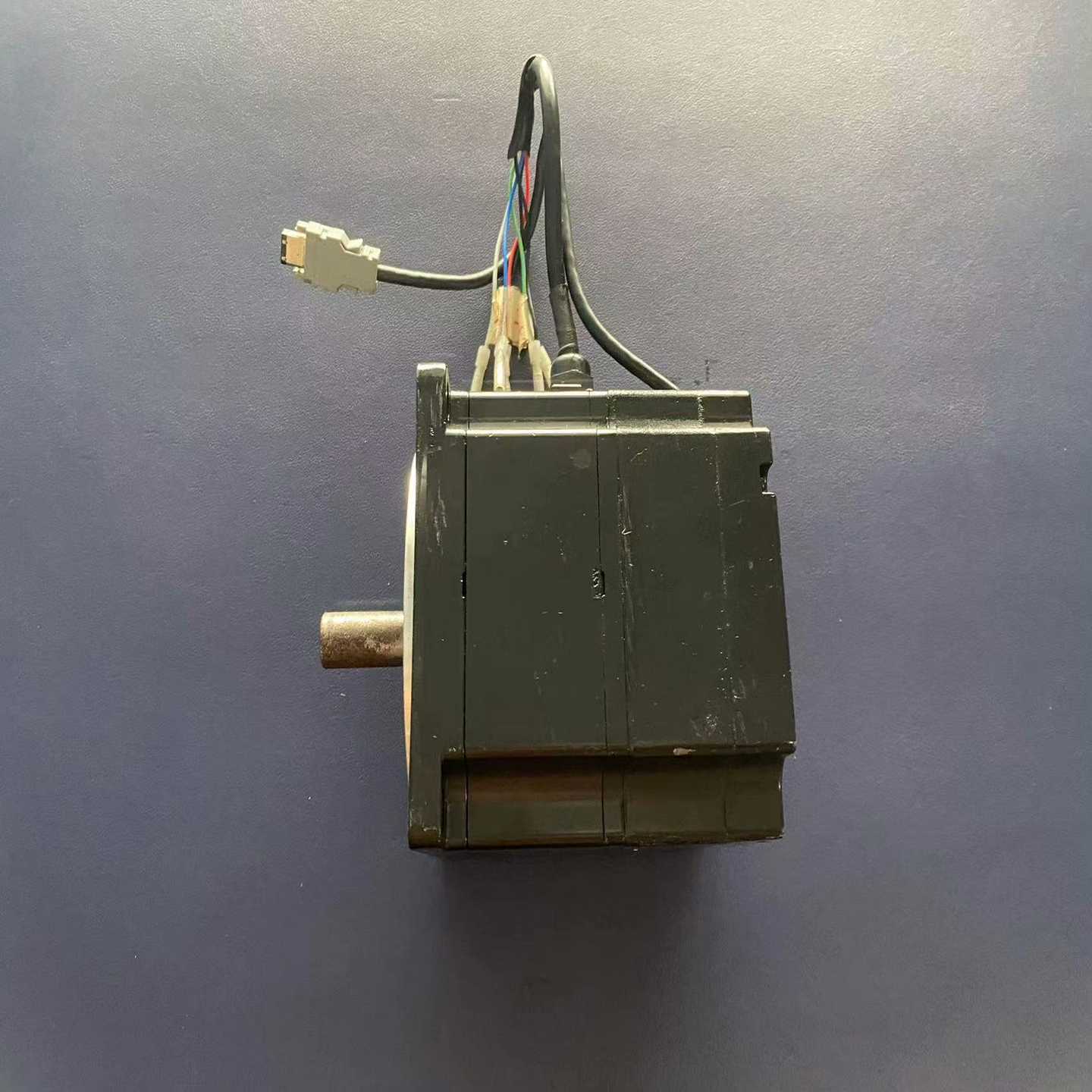 安川  SGMPH-08AAA2C  伺服电机一议价商品 - 图0