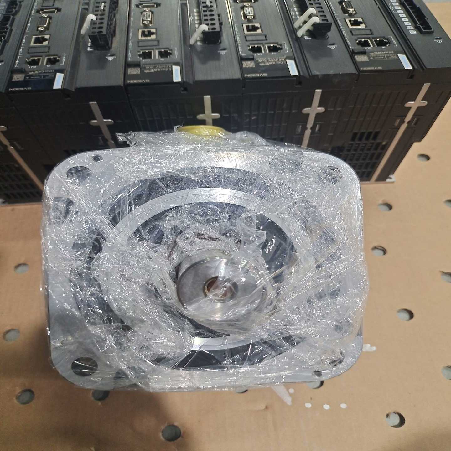 汇川伺服驱动器SV630NT012I,配套伺服电机MS1H3-询价客服 - 图1