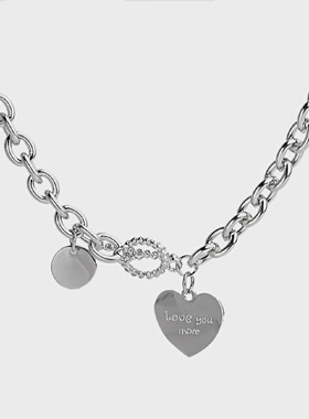 怦然心动钛钢字母爱心项链女小众设计嘻哈甜酷百搭颈链配饰潮