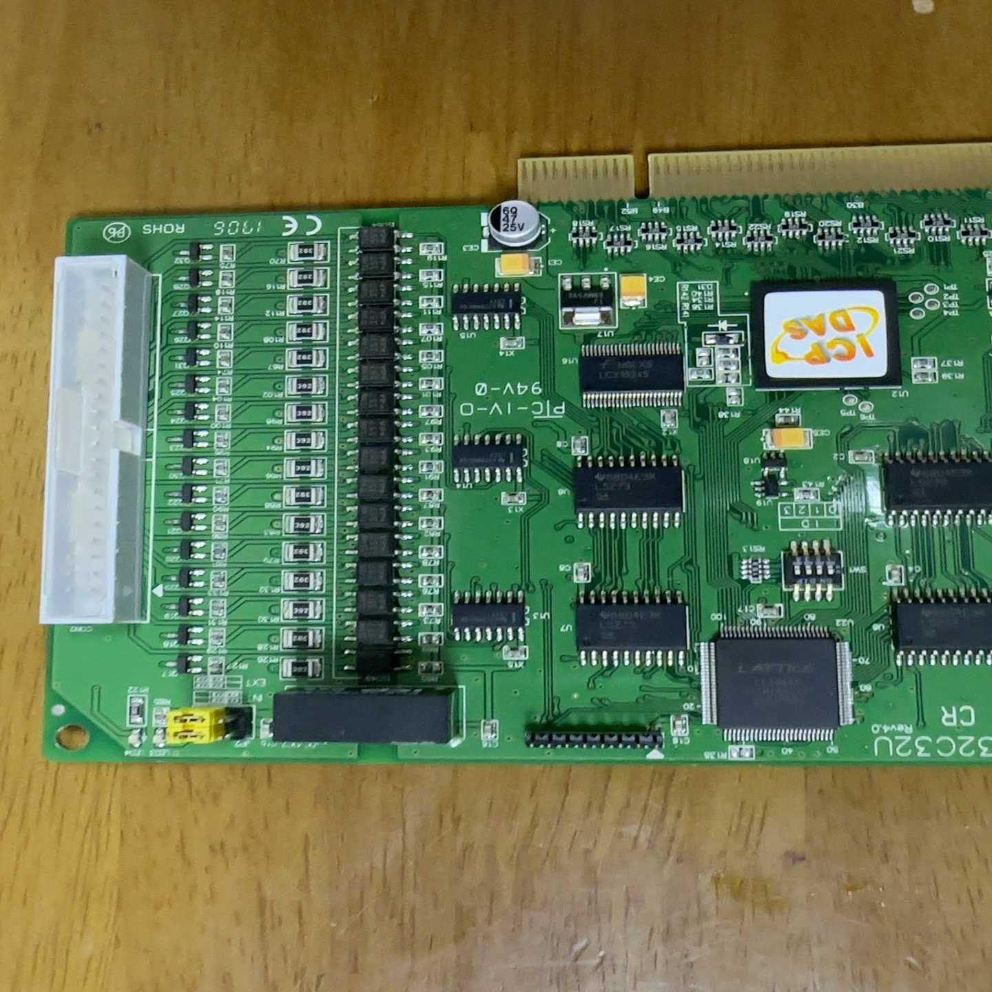 泓格PISO-P32C32U32路光隔集电极电脑数据采集--议价商品 - 图2