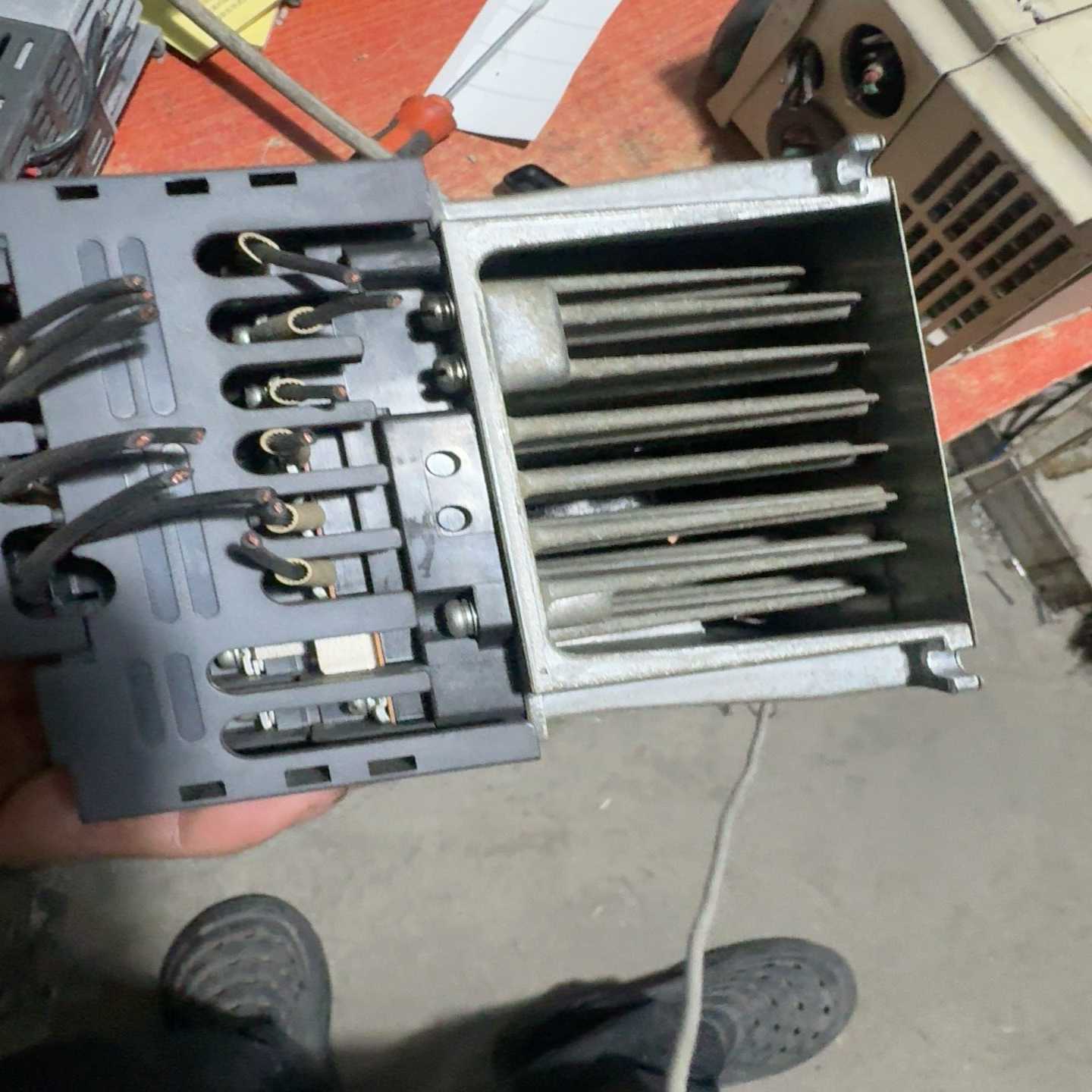 【请询价】三菱变频器FR-D740-15K-CHT380V三相1 - 图0