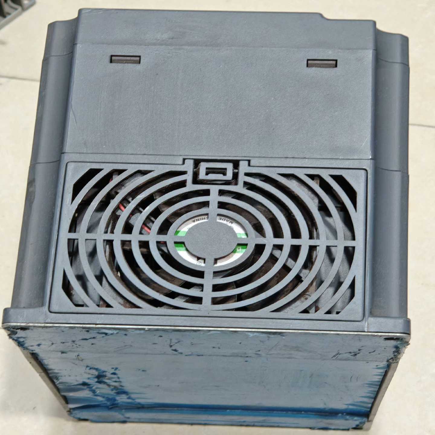 苏州艾施玛变频器AVS6804T4G/5R5P4KW38询价 - 图2