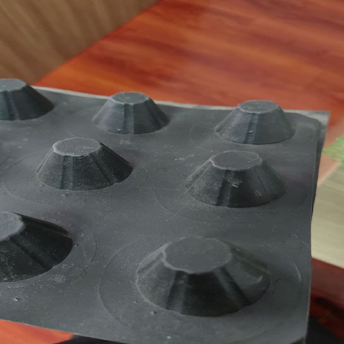 凹凸疏水板排水板车库顶板屋顶花园园林绿化楼顶种菜塑料蓄排水板,淘宝优惠券,粉丝福利购,淘宝优惠卷