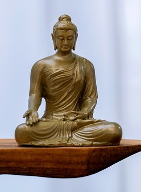 简修行阿弥陀佛佛像供奉三宝佛摆件小纯黄铜像随身本命佛精致礼物