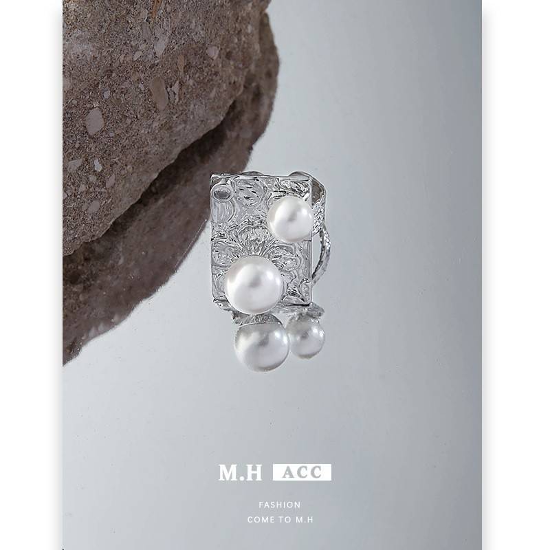 Rectangular pearl ring for women, simple temperament, light luxury, high-end sense, niche, exquisite and versatile, open adjustable ring