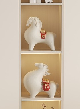 马上钱客厅玄关酒柜装饰品寓意公司乔迁业办公室摆设