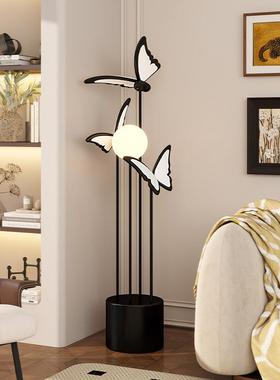 蝴蝶落地灯摆件创意法式中古风艺术客厅电视柜旁高级感轻奢装饰品