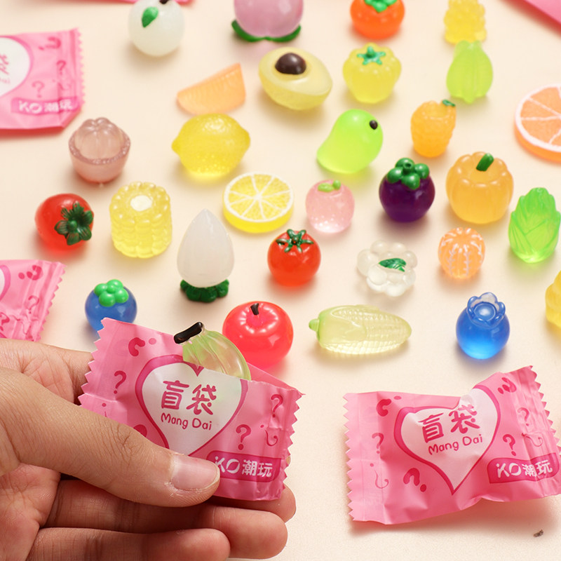 夜光立体卡通盲袋微缩水果模型发亮儿童玩具摆件小礼物盲盒发光,淘宝优惠券,粉丝福利购,淘宝优惠卷