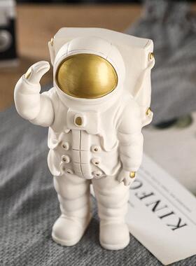 北欧风太空人摆件桌面太空人手机架样板房电视柜家居软装饰摆设品