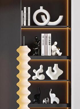 现代简约酒柜装饰品摆件轻奢高档客厅电视柜餐边玻璃柜子陶瓷家居