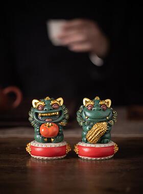 采购产品新的中国风好的柿子小狮子，一对彩色的黄金可爱的装饰品