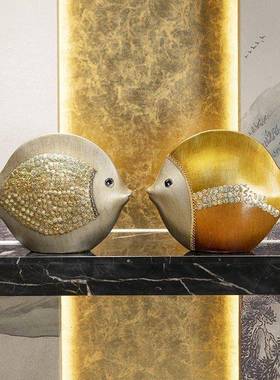 客轻奢简约高端陶瓷饰品国厅入口鱼EGC饰品酒电柜视柜中风家居