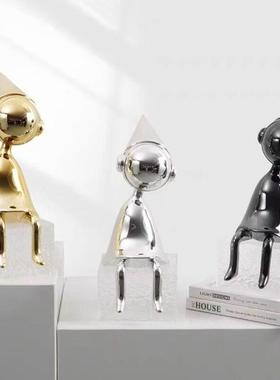 网红创意售卡摆通乌YCY鸦物人桌面件楼处酒店前台轻奢艺术装饰品