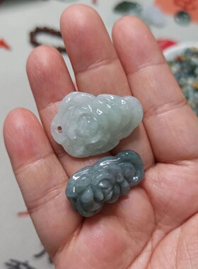 天然翡翠手排雕刻件花花