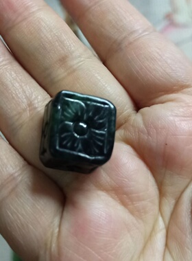 缅甸天然翡翠桶珠路路通方珠