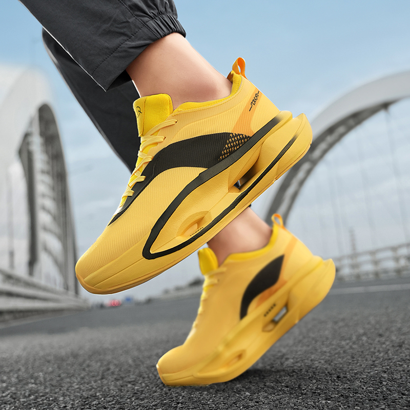 飞电5U耿鬼联名款跑鞋2025新款男女款碳板跑鞋竞速减震回弹耐磨 - 图3